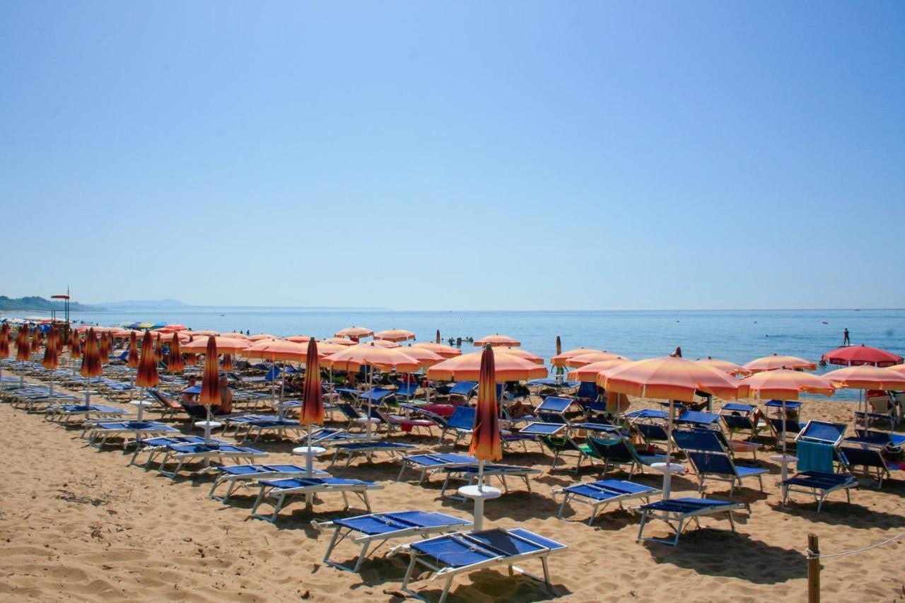 Zeta Club Selinunte Hotel Marinella di Selinunte Kültér fotó