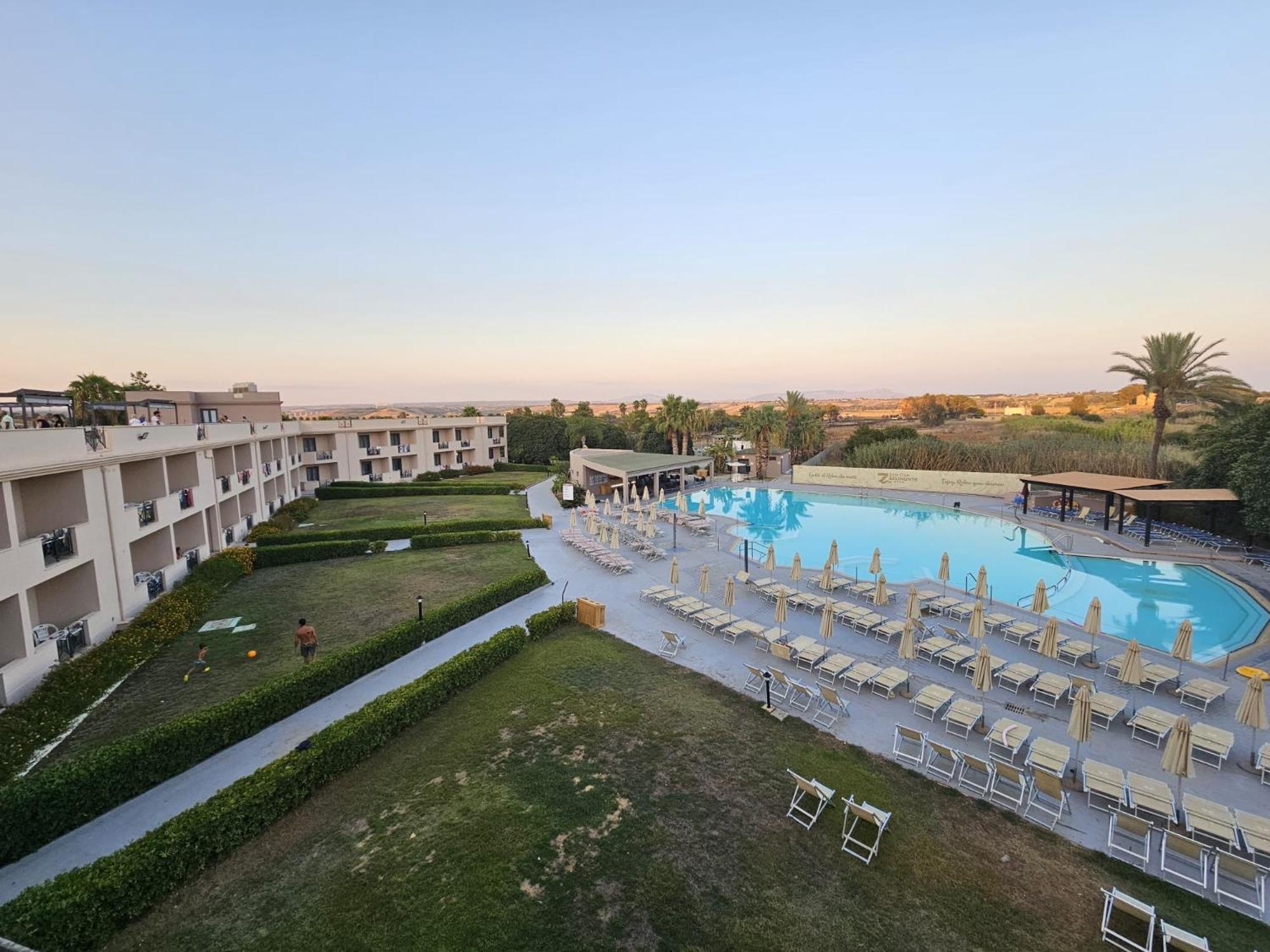 Zeta Club Selinunte Hotel Marinella di Selinunte Kültér fotó